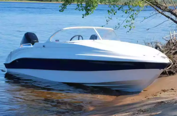 Стеклопластиковый катер Neman-500 Р в Брянске Стеклопластиковый катер Neman-500 Р в Брянске