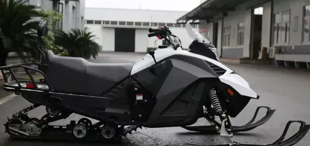 Снегоход ULAR 220 в Брянске Снегоход ULAR 220 в Брянске