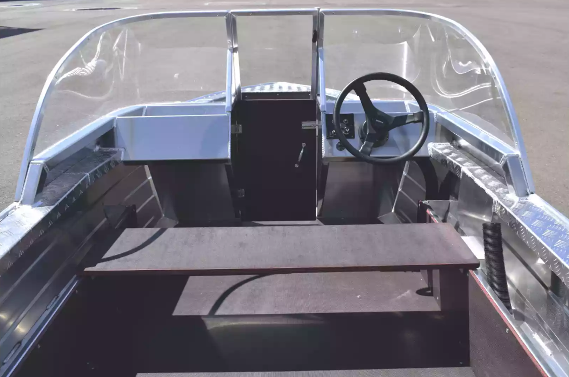 Алюминиевая лодка Wyatboat-390 DCM в Брянске