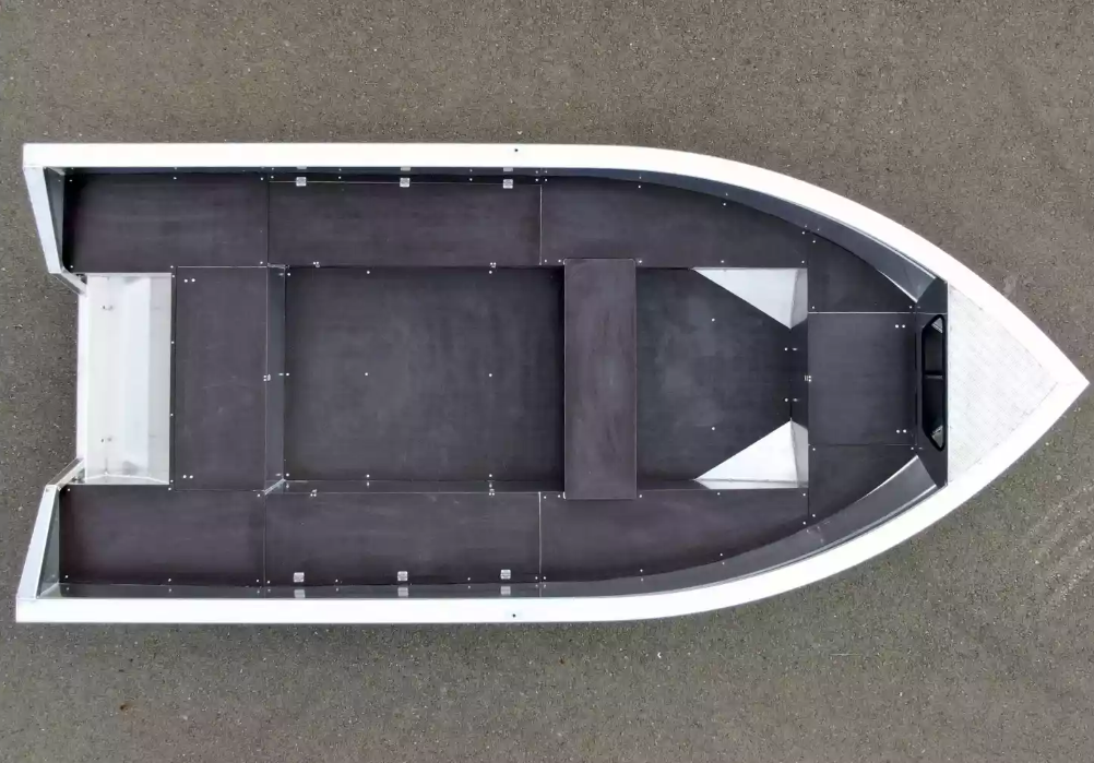 Алюминиевая лодка  Неман-420 в Брянске