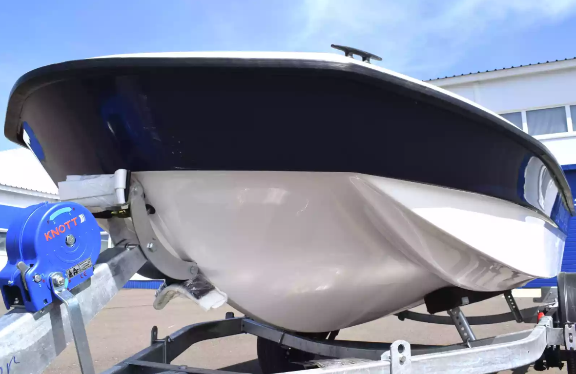 Стеклопластиковая лодка Wyatboat 430 тримаран в Брянске