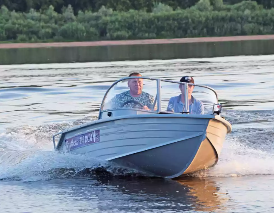 Алюминиевая лодка Wyatboat-390 DCM в Брянске