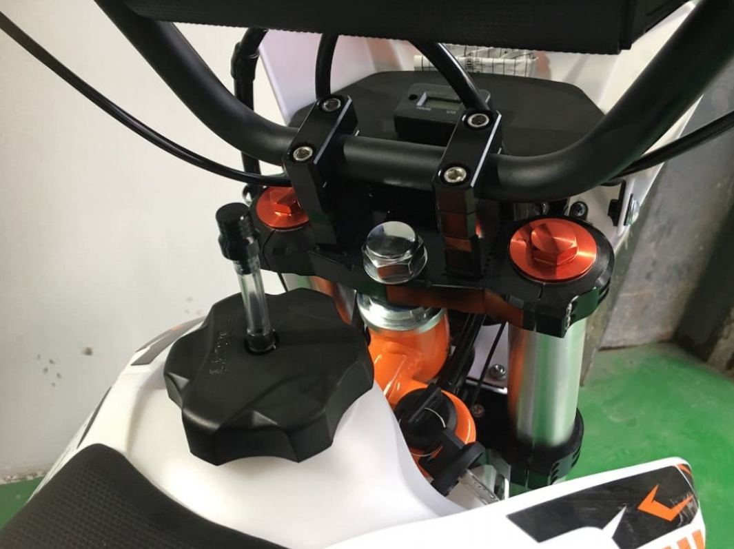 Питбайк JHLMOTO JHL Z125E Pro (ZS154FMI-3) в Брянске Питбайк JHLMOTO JHL Z125E Pro (ZS154FMI-3) в Брянске