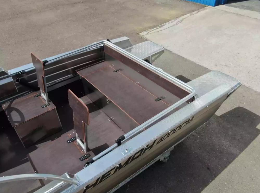 Алюминиевая лодка  Неман-400 DCM NEW в Брянске