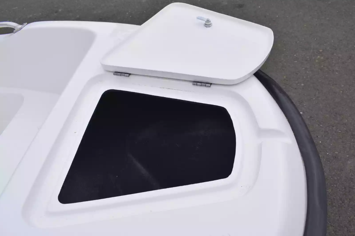 Стеклопластиковая лодка Пингвин New (тримаран) в Брянске