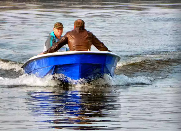 Стеклопластиковая лодка Wyatboat 430 тримаран в Брянске