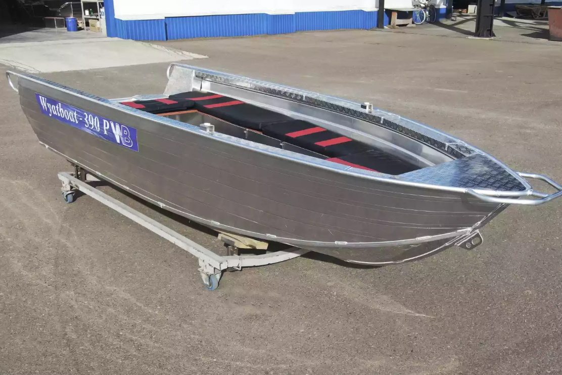 Алюминиевая лодка Wyatboat-390РМ увеличенный борт в Брянске