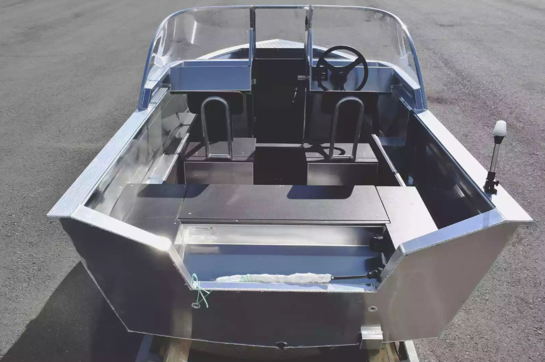 Алюминиевая лодка  Неман-400 DCM в Брянске