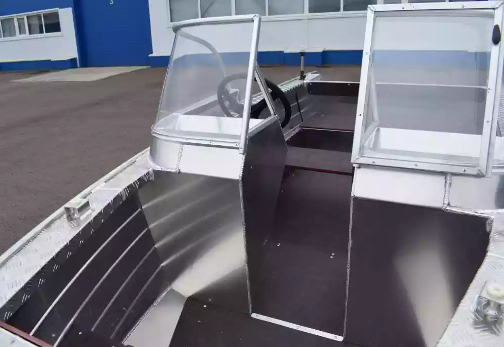 Алюминиевая лодка Wyatboat-390 DCM Увеличенный борт в Брянске
