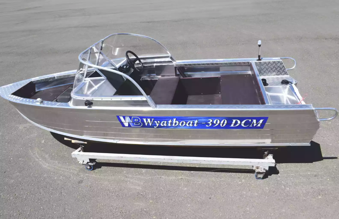 Алюминиевая лодка Wyatboat-390 DCM в Брянске