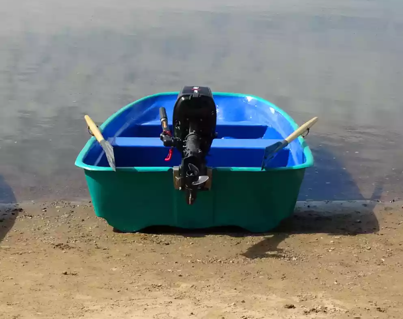 Стеклопластиковая лодка Старт (тримаран) в Брянске