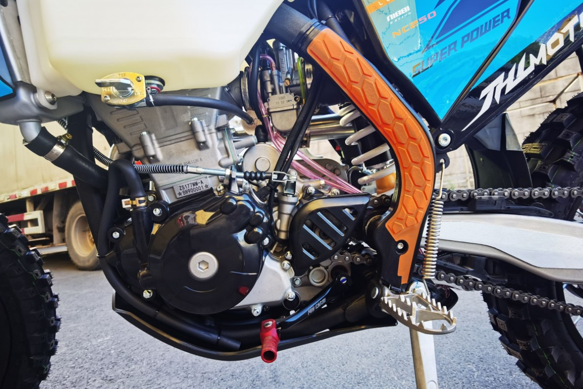 Мотоцикл JHLMOTO JHL Z7 NC250S (177MM-A) в Брянске