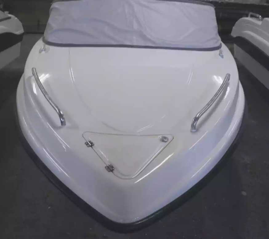 Стеклопластиковый катер Neman-500 Р в Брянске Стеклопластиковый катер Neman-500 Р в Брянске