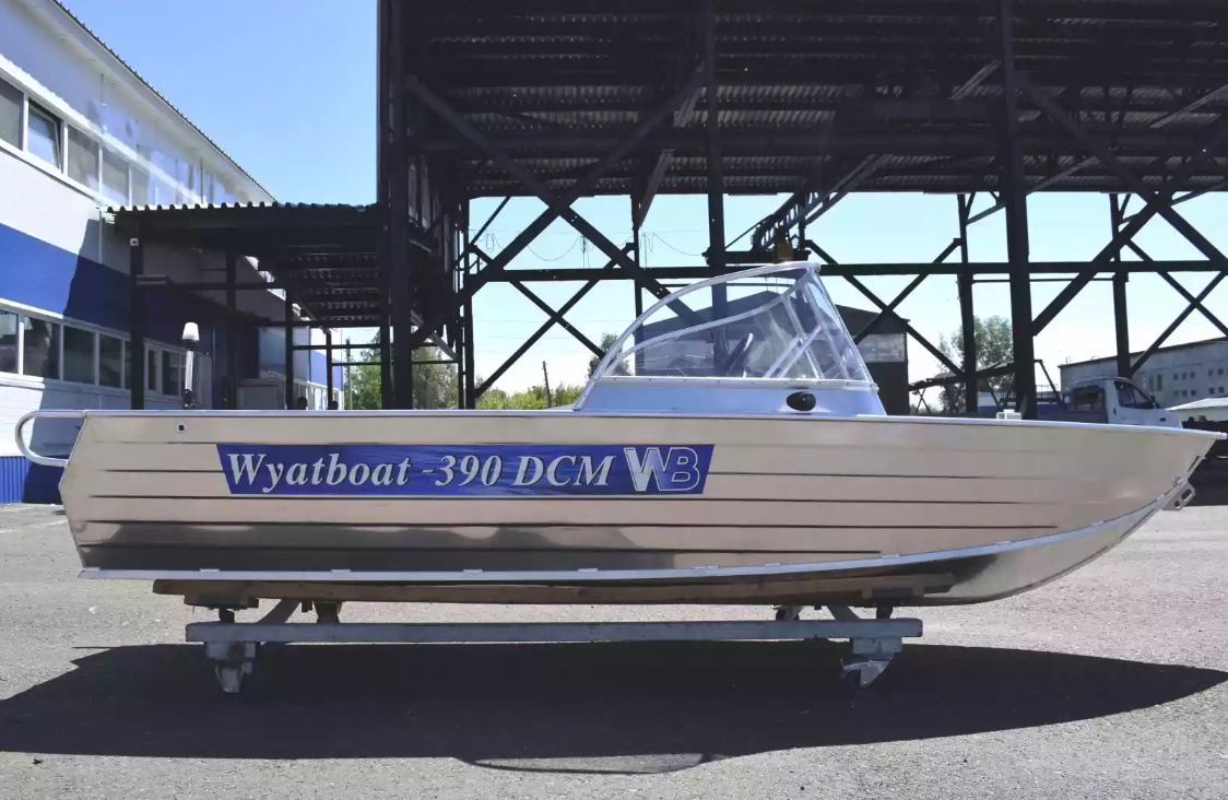 Алюминиевая лодка Wyatboat-390 DCM в Брянске