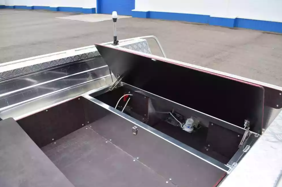 Алюминиевая лодка Wyatboat-390 DCM Увеличенный борт в Брянске