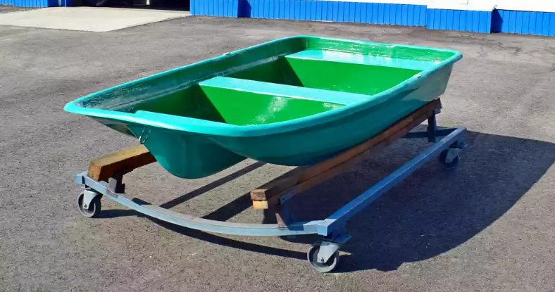 Стеклопластиковая лодка Старт (тримаран) в Брянске