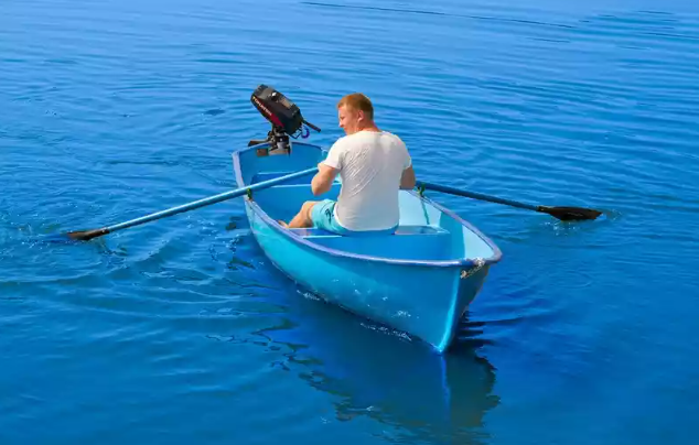 Стеклопластиковая лодка Омуль в Брянске