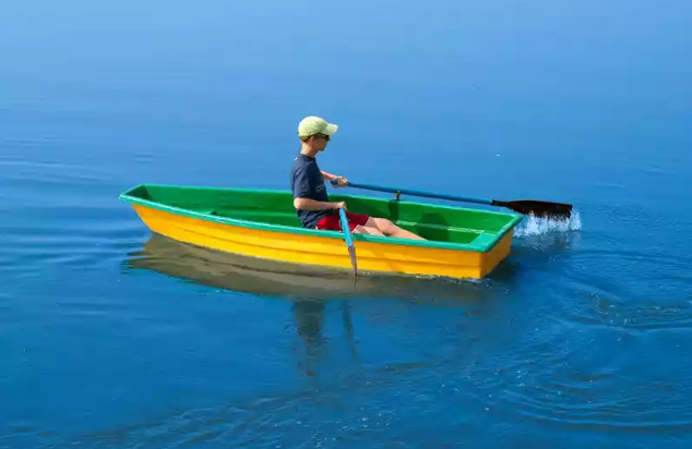 Стеклопластиковая лодка Малютка в Брянске