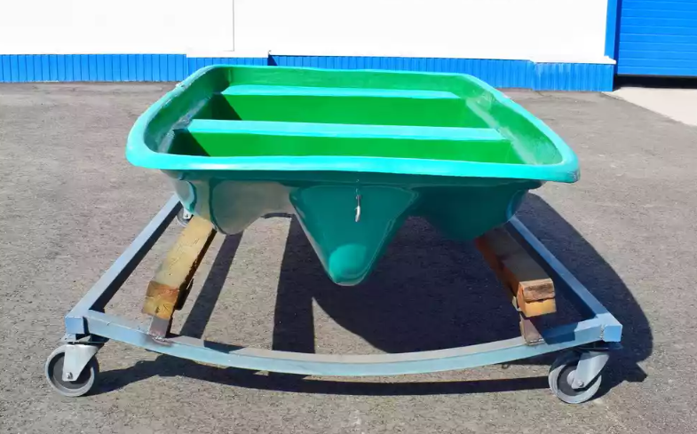 Стеклопластиковая лодка Старт (тримаран) в Брянске