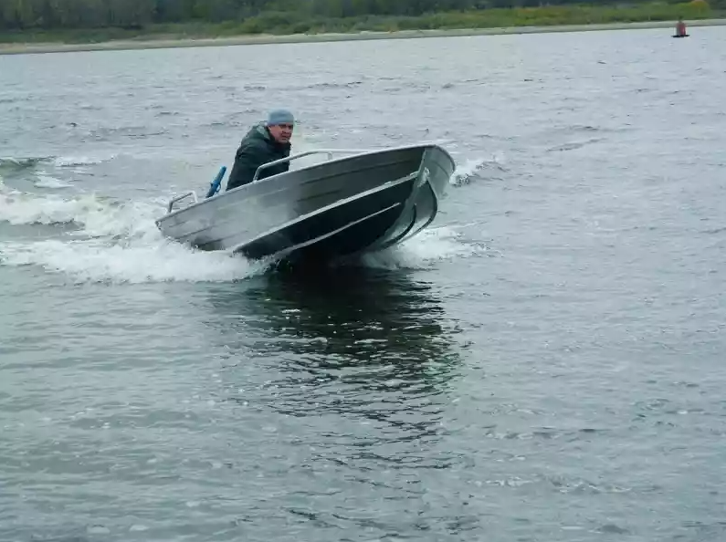 Алюминиевая лодка Wyatboat-390 M в Брянске