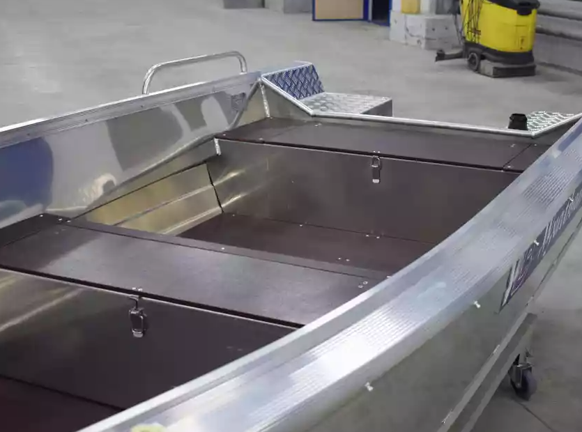 Алюминиевая лодка  Wyatboat-430 Р в Брянске