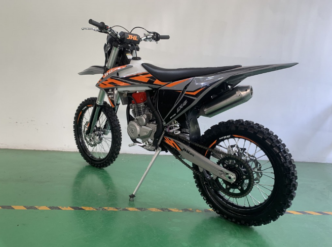 Мотоцикл JHLMOTO JHL LX4 CB300RL (175FMN) в Брянске