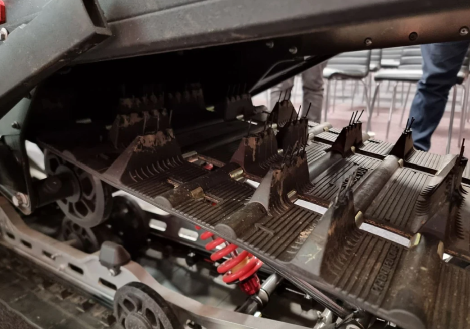 Снегоход AODES Siberiacross 1000 SWT 600mm LCD 6.8 в Брянске Снегоход AODES Siberiacross 1000 SWT 600mm LCD 6.8 в Брянске