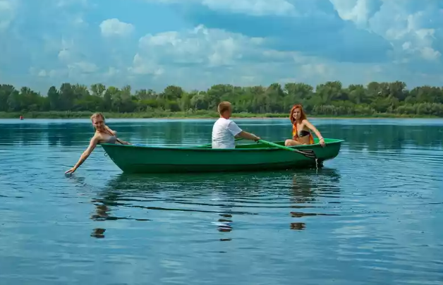 Стеклопластиковая Лодка Голавль в Брянске