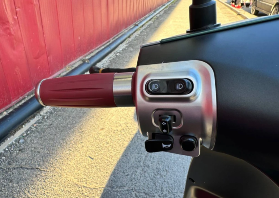 Скутер PROMAX Miami 240 (49) в Брянске