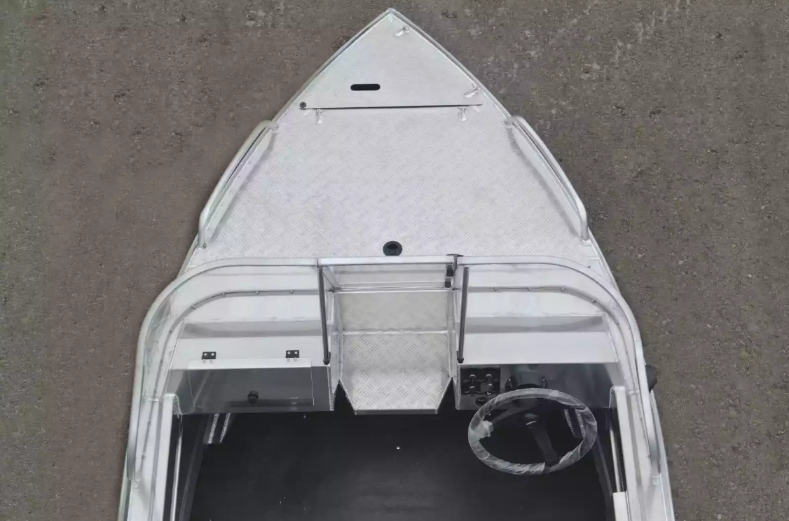 Алюминиевая лодка  Neman-400 PRO в Брянске