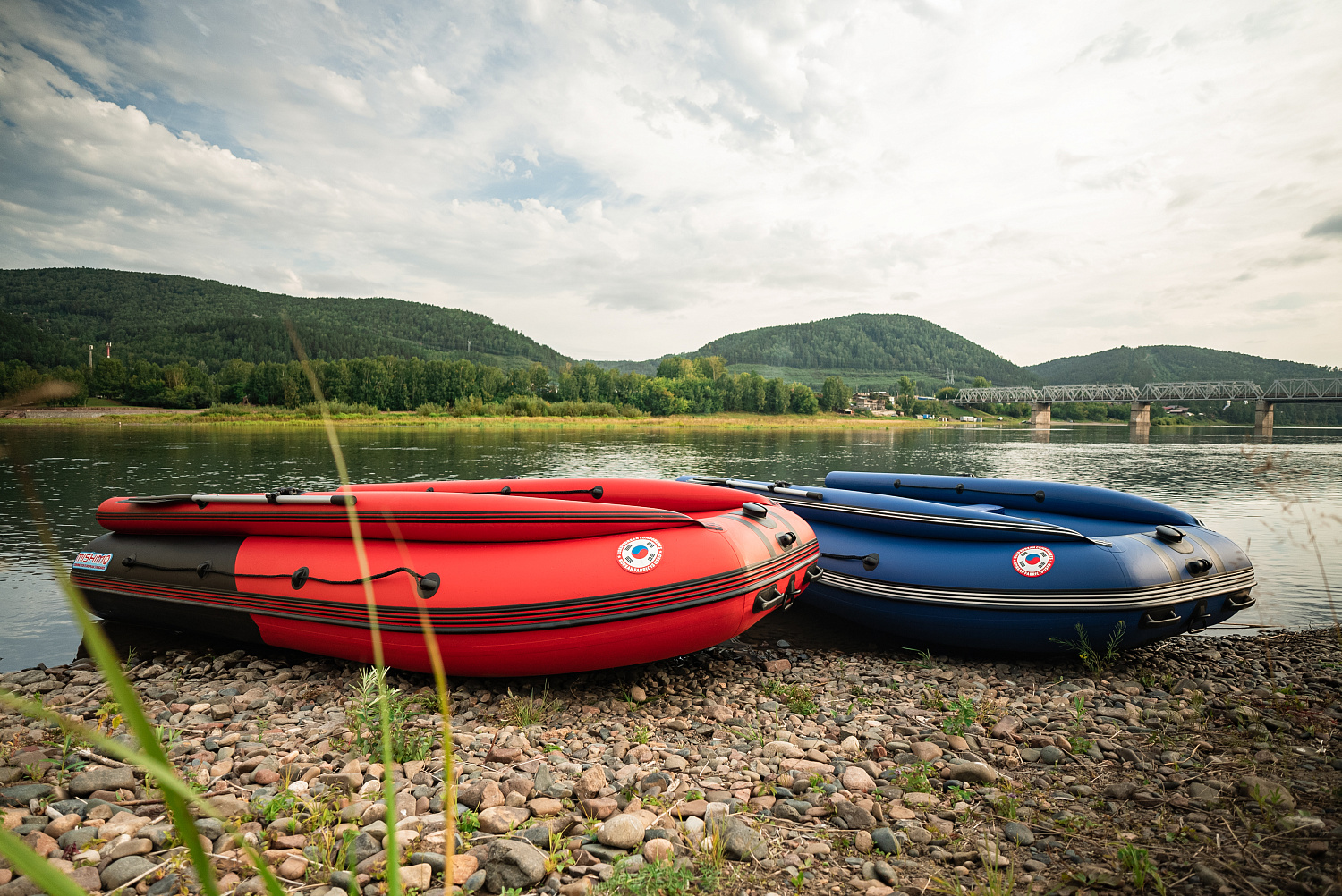 Лодка MISHIMO RIVER FJET PRO 410  под водомет в Брянске