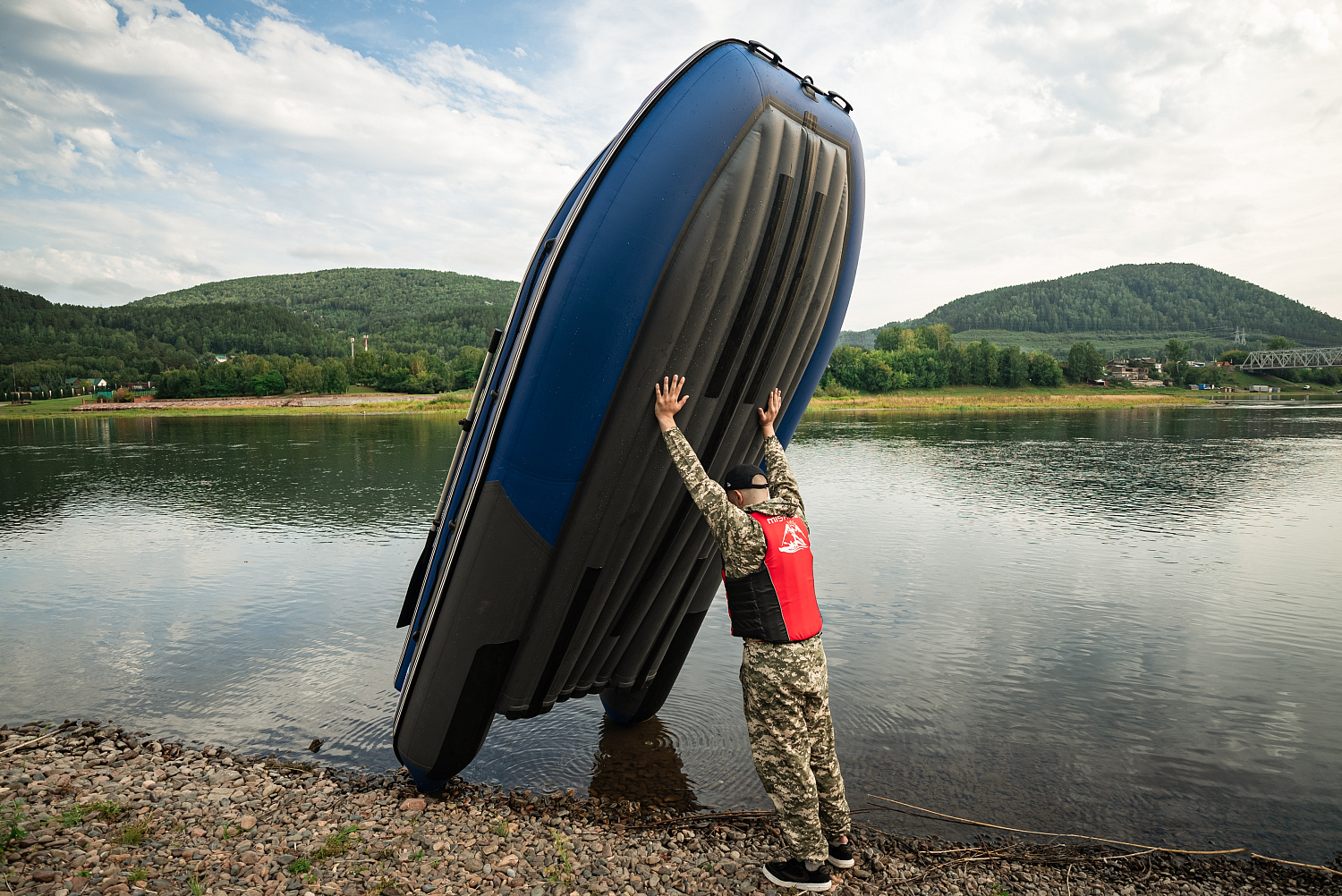 Лодка MISHIMO RIVER FJET PRO 410  под водомет в Брянске