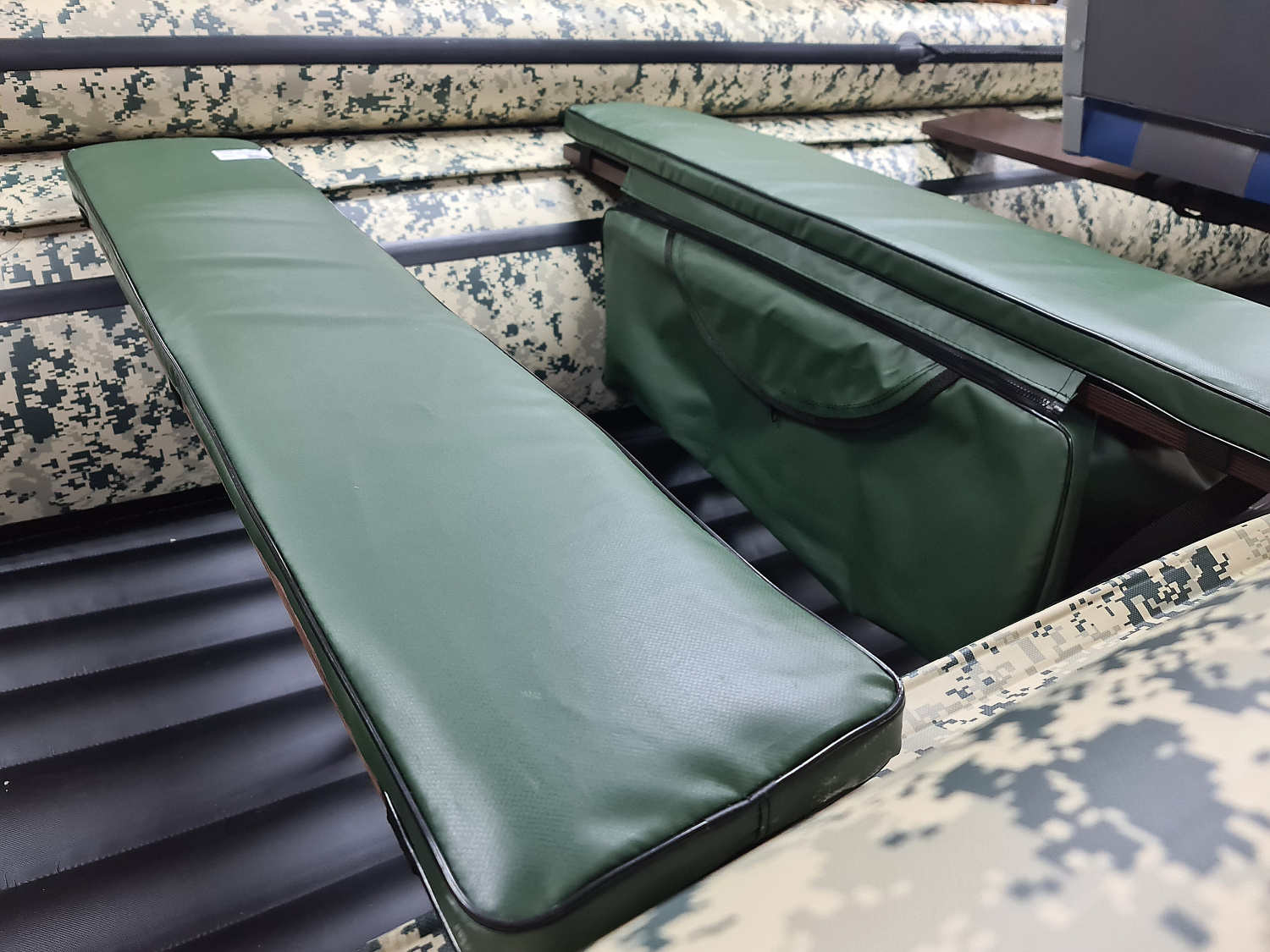 КОМПЛЕКТ МЯГКИХ НАКЛАДОК С СУМКОЙ ДЛЯ ЛОДОК 80Х20 ЗЕЛЕНЫЙ в Брянске КОМПЛЕКТ МЯГКИХ НАКЛАДОК С СУМКОЙ ДЛЯ ЛОДОК 80Х20 ЗЕЛЕНЫЙ в Брянске