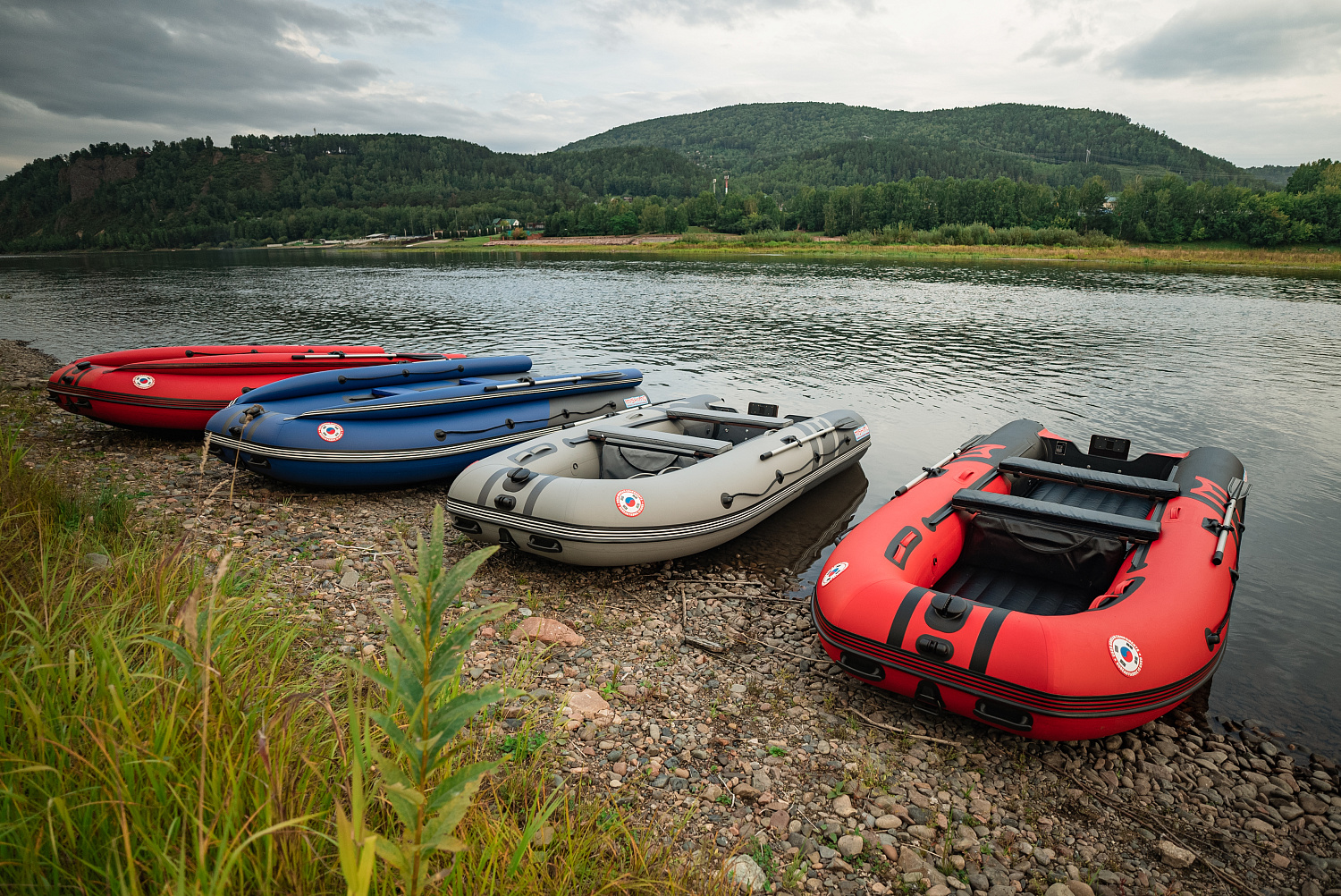 Лодка MISHIMO RIVER FJET PRO 410  под водомет в Брянске