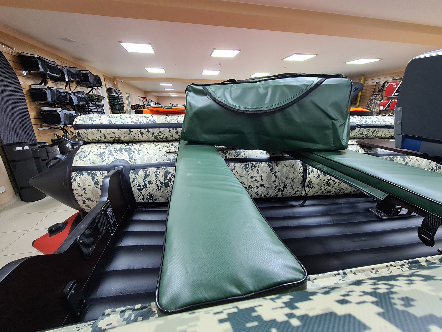 КОМПЛЕКТ МЯГКИХ НАКЛАДОК С СУМКОЙ ДЛЯ ЛОДОК 80Х20 ЗЕЛЕНЫЙ в Брянске КОМПЛЕКТ МЯГКИХ НАКЛАДОК С СУМКОЙ ДЛЯ ЛОДОК 80Х20 ЗЕЛЕНЫЙ в Брянске